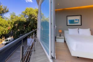 thumbnail: Balcony