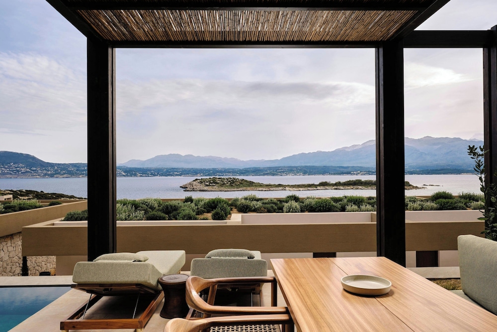 Beach/ocean view