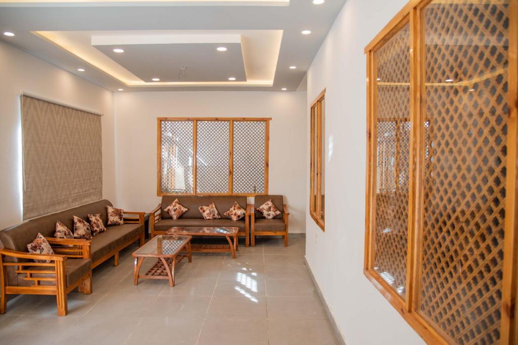 78af45c946a254a6afbdad212cfe0c19.jpg