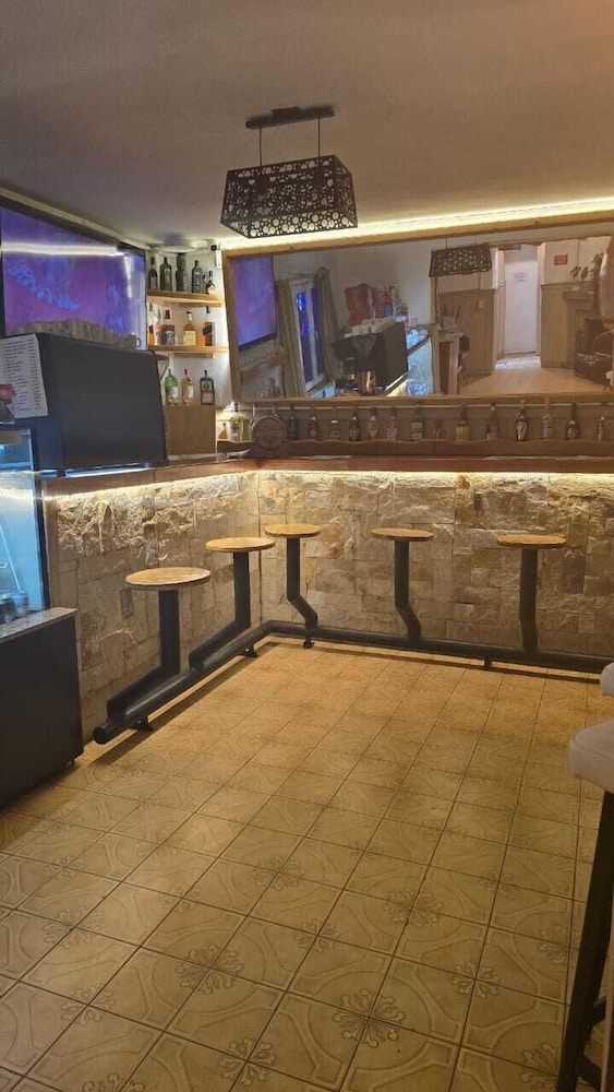 Snack bar