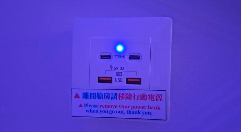868078982.jpg