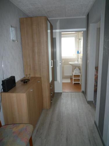 264195913.jpg