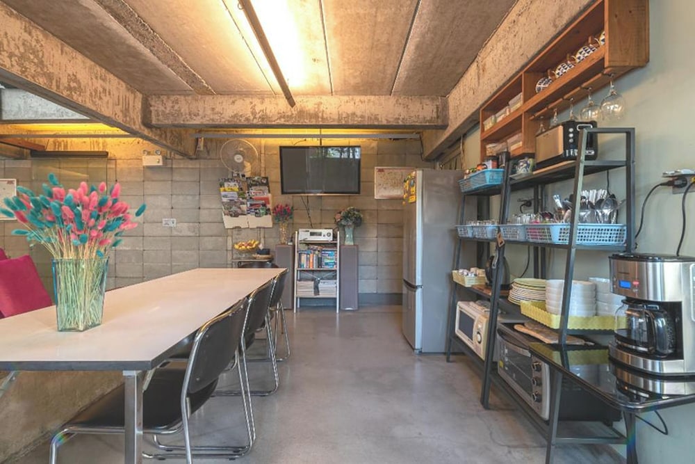 Shared kitchen facilities