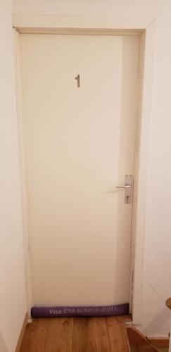 252078682.jpg