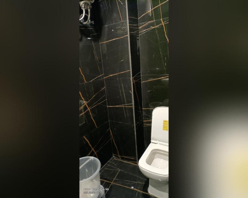 cdff90faa113df19b1b642f37fcb2c99.jpg