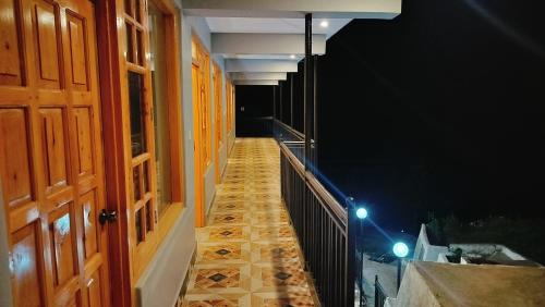 561996724.jpg