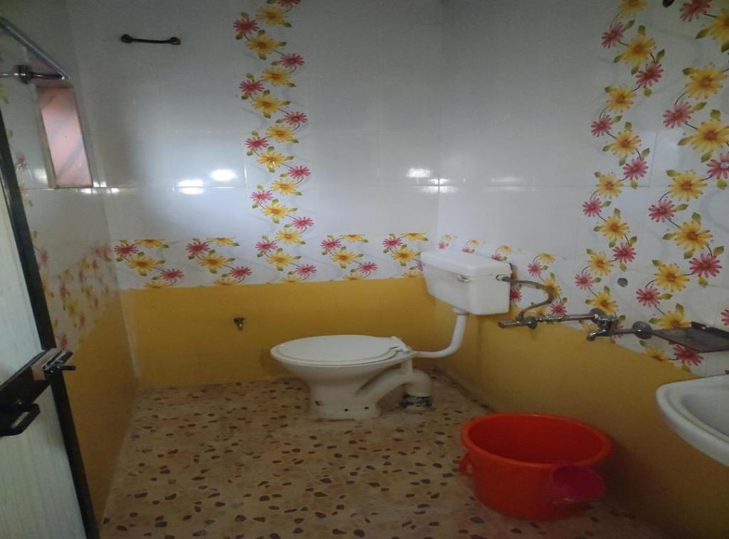 b32f845e7fbfd6bd0733d27e25c1605c.jpg