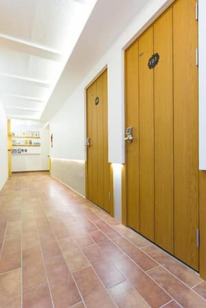 thumbnail: Interior