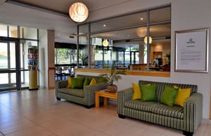 thumbnail: Lobby lounge
