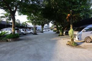 thumbnail: Garden