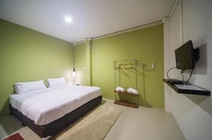 thumbnail: Room