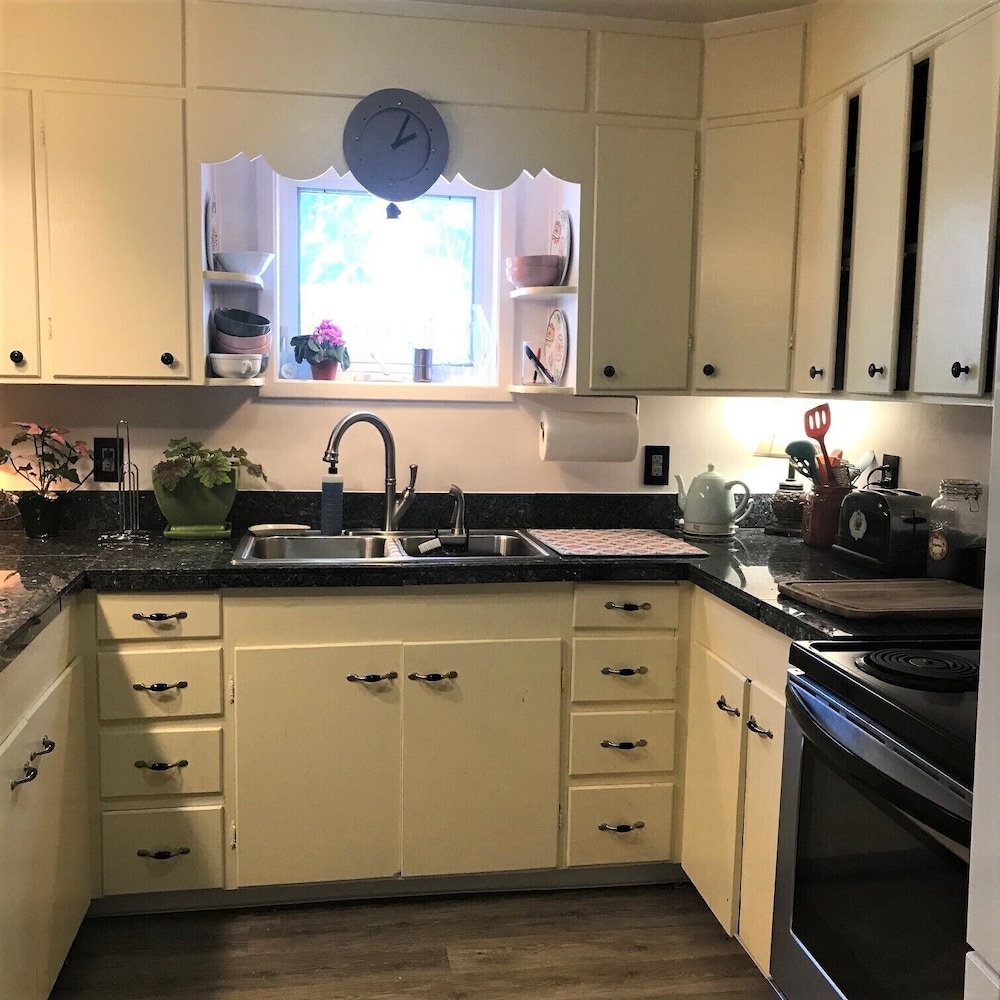 Shared kitchen facilities