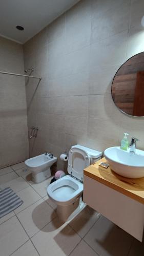 819861823.jpg