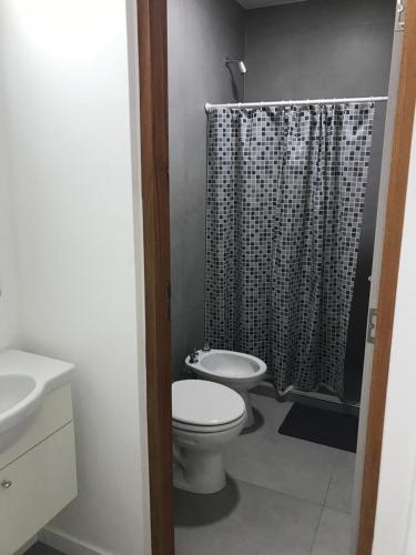 377165470.jpg