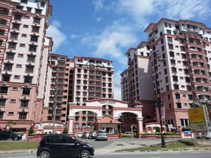 thumbnail: Front of property