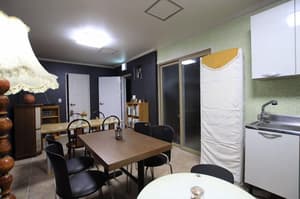 thumbnail: Breakfast area