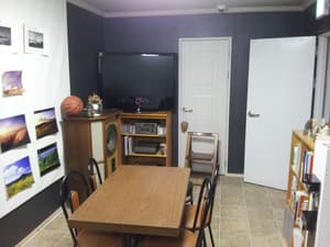 thumbnail: Breakfast area