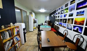 thumbnail: In-room dining