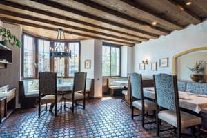 thumbnail: Breakfast area