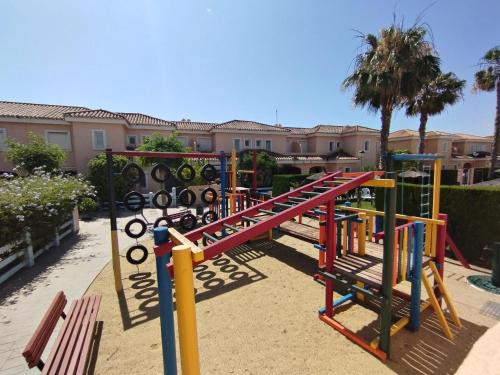 470458941.jpg