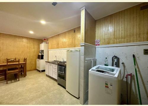 585772008.jpg