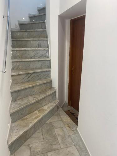713750455.jpg