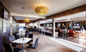 thumbnail: Restaurant