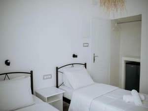 thumbnail: General view