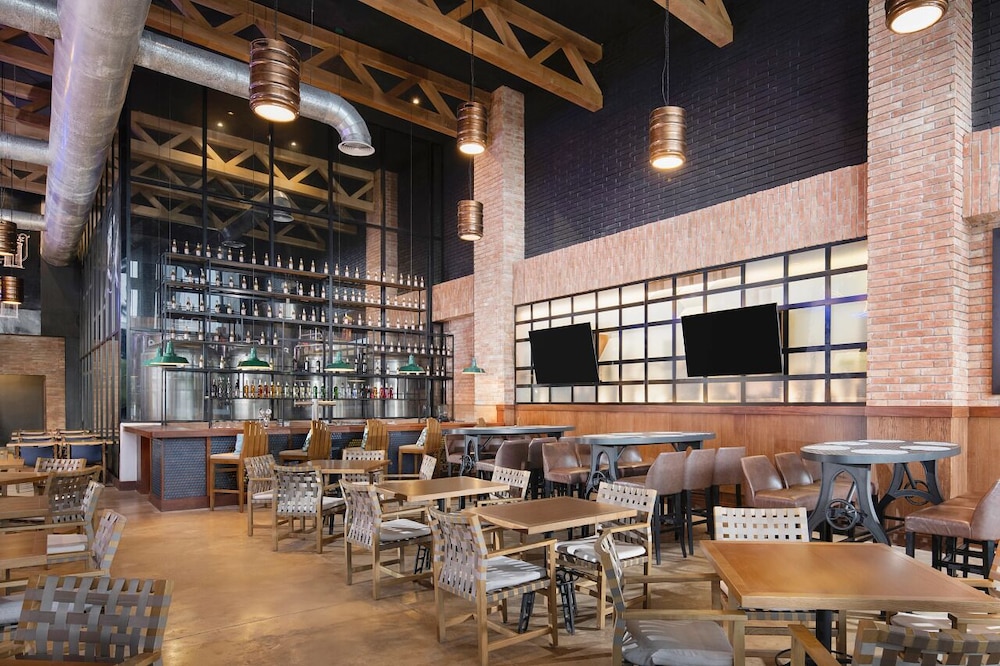 Sports bar