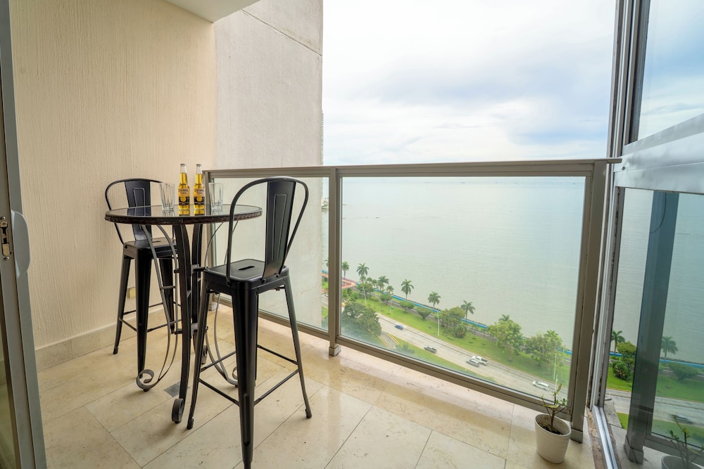 Beach/ocean view
