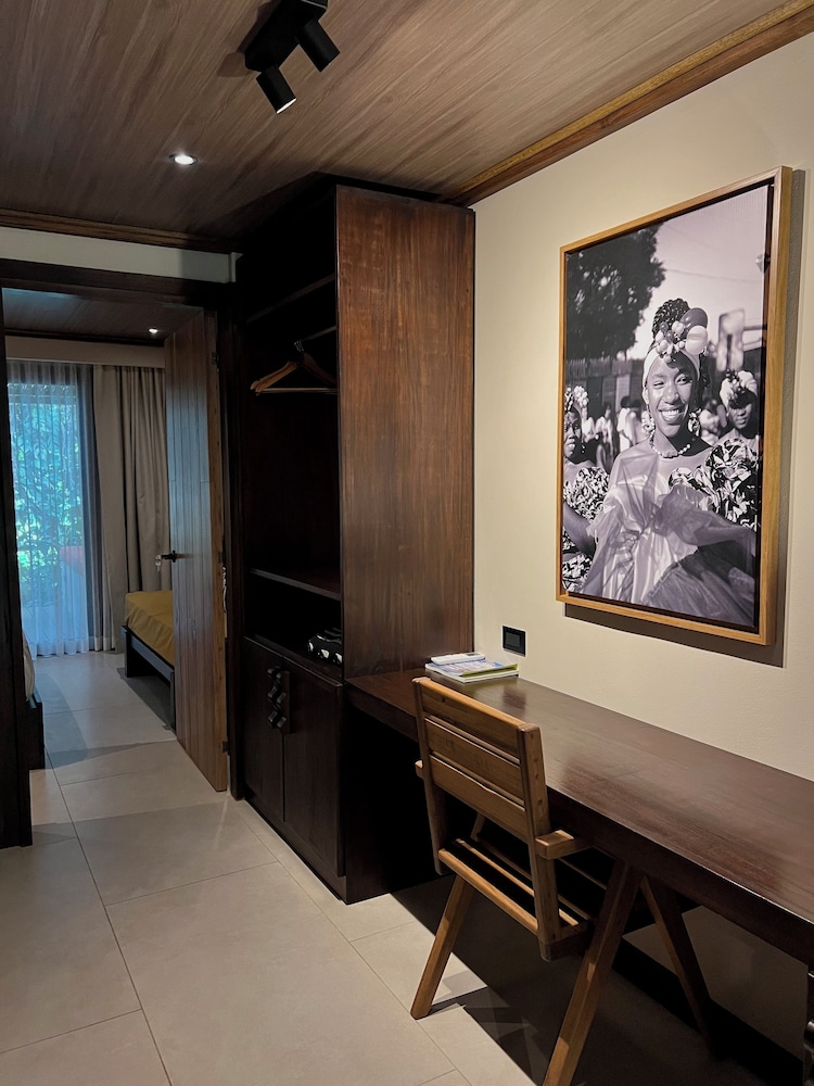 In-room business center