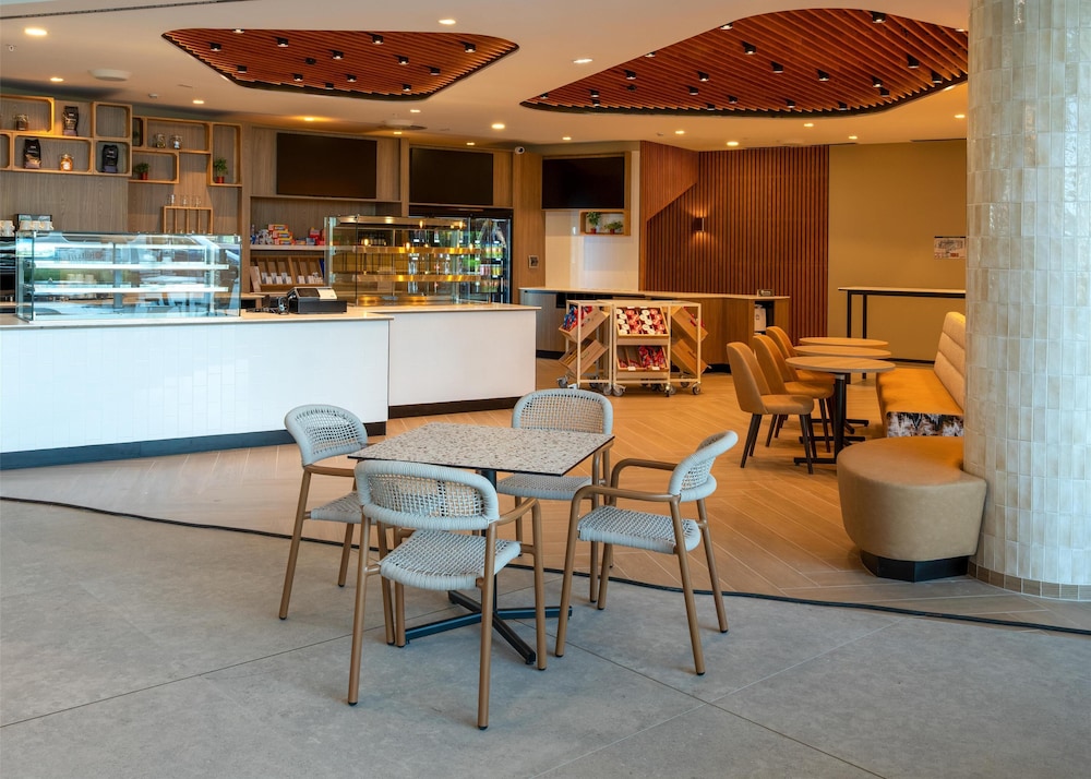 Snack bar