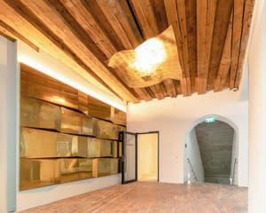 thumbnail: Interior