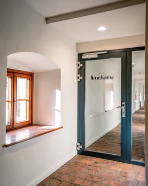 thumbnail: Interior
