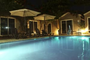 thumbnail: Outdoor pool