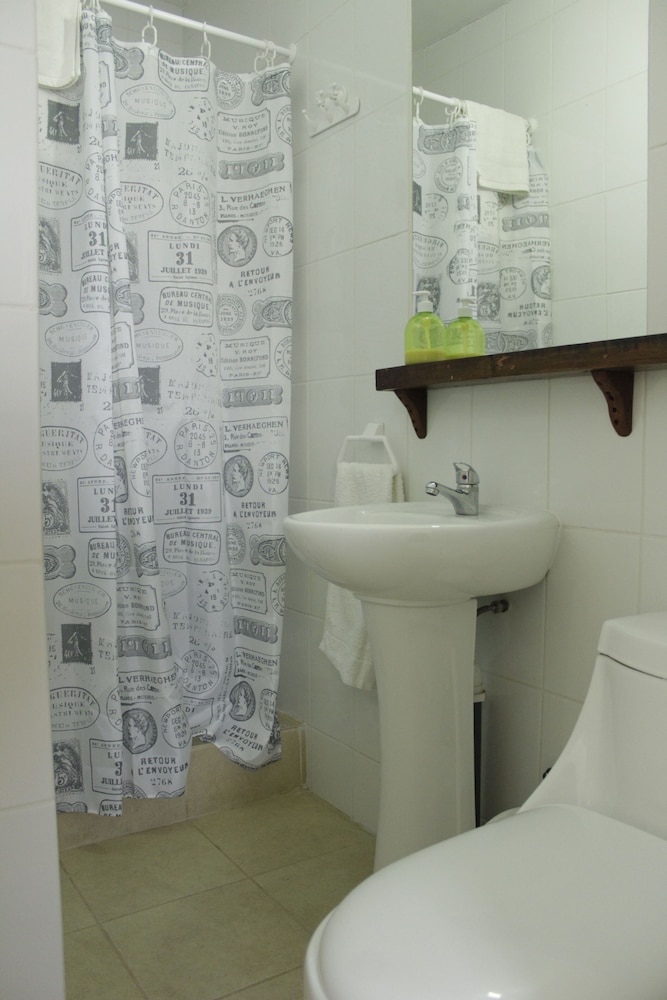 Bathroom shower