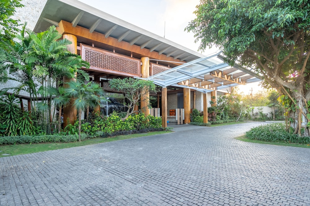 Courtyard view