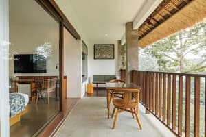 thumbnail: Terrace/patio