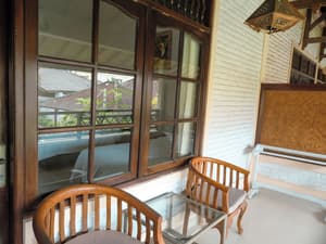 thumbnail: Balcony