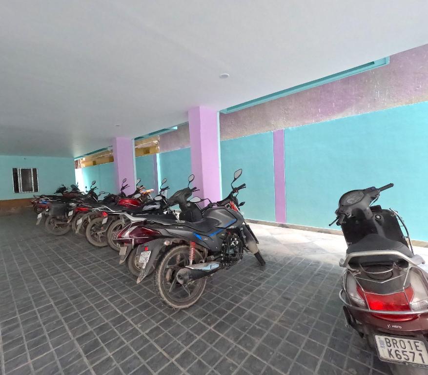 355d2cbea58efb86aa0fd33f12c3c7f6.jpg