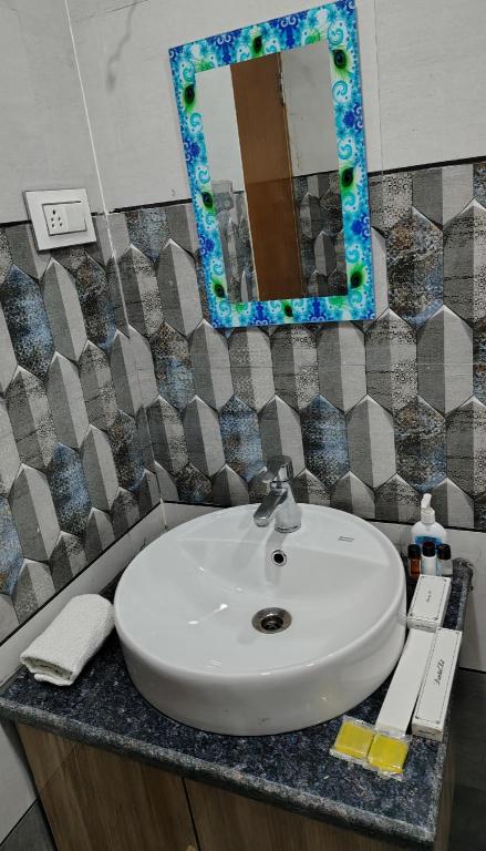 8456ad888884ef324de5469a2503ece6.jpg