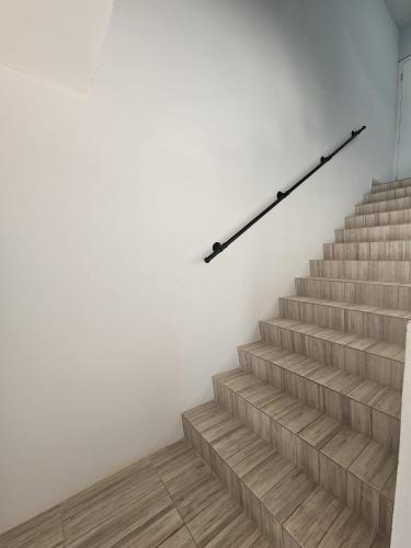 858047076.jpg