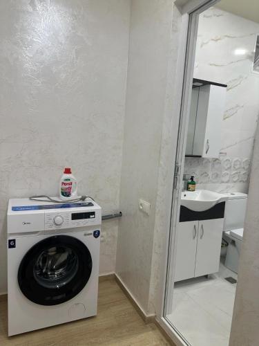 602048640.jpg
