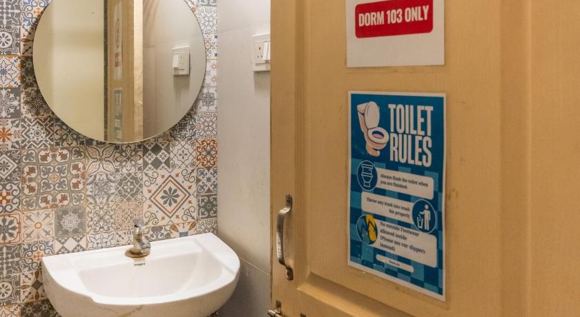 845903331.jpg