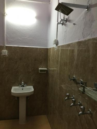 626044025.jpg