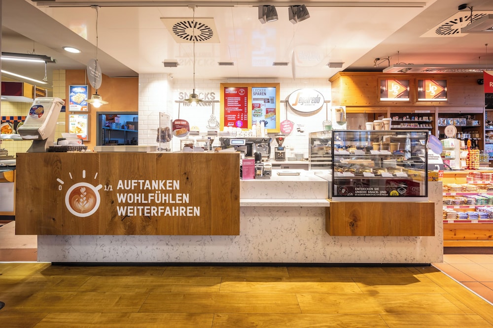 Coffee shop
