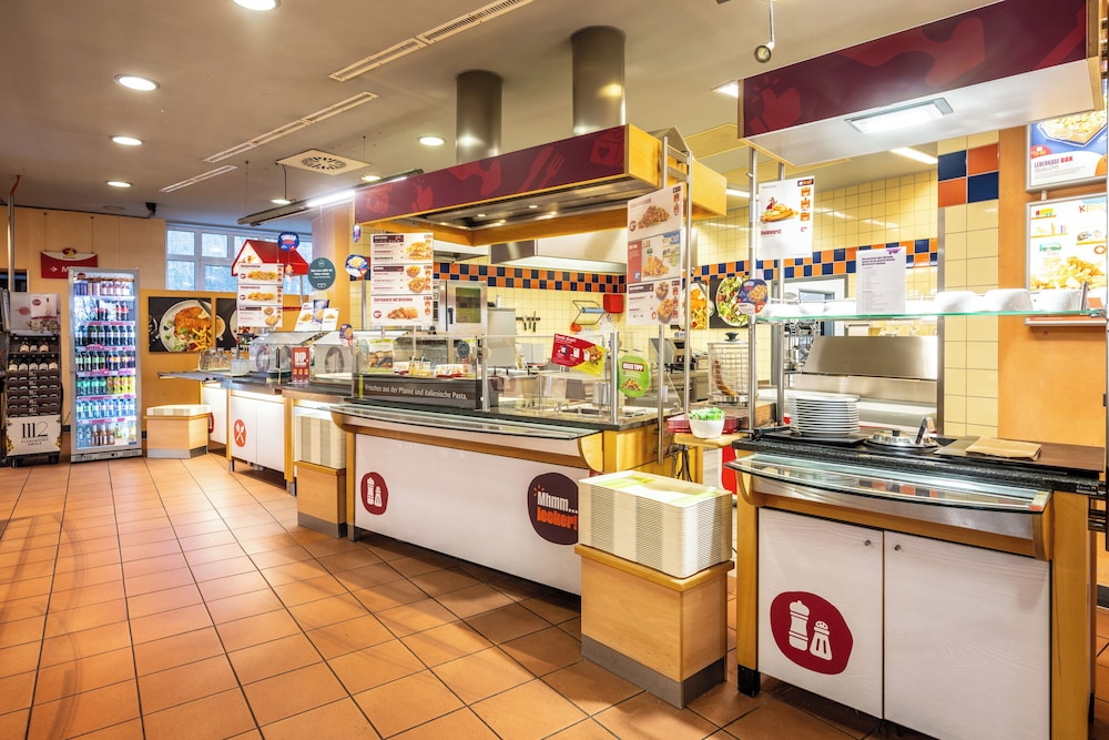 Food court