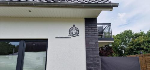 691955179.jpg