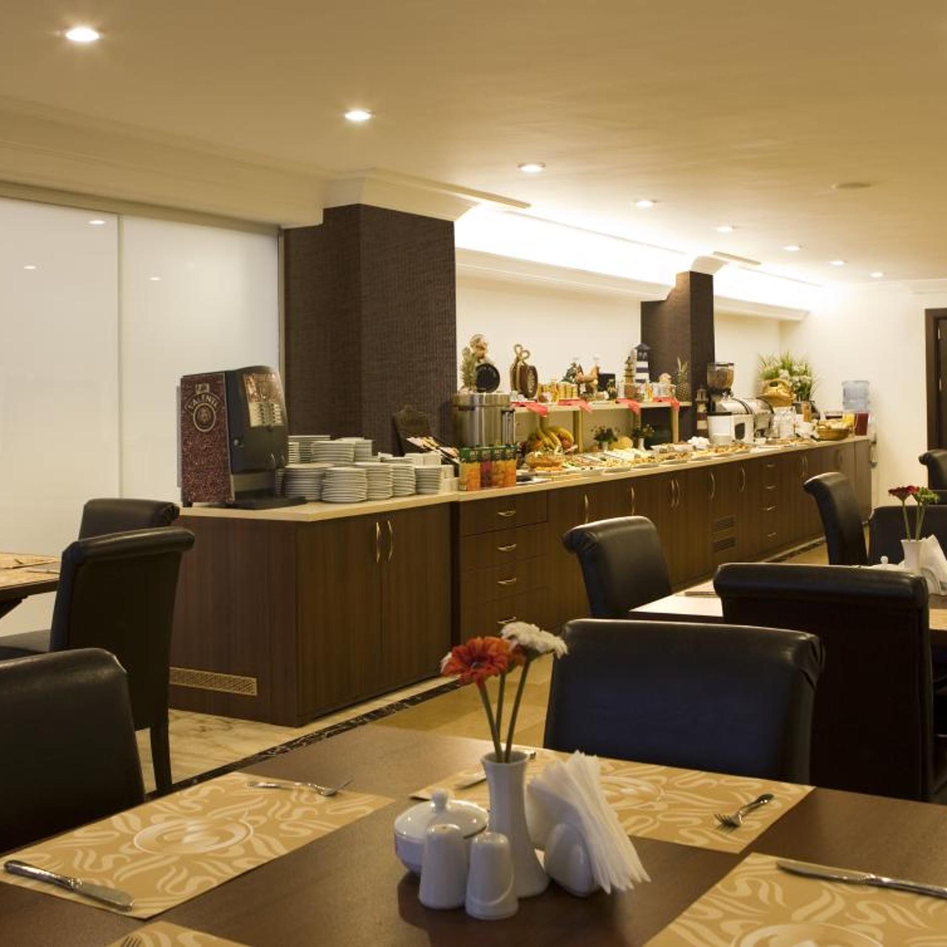 Restaurant-cafeteria