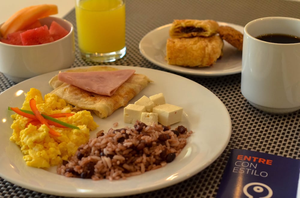 Breakfast meal